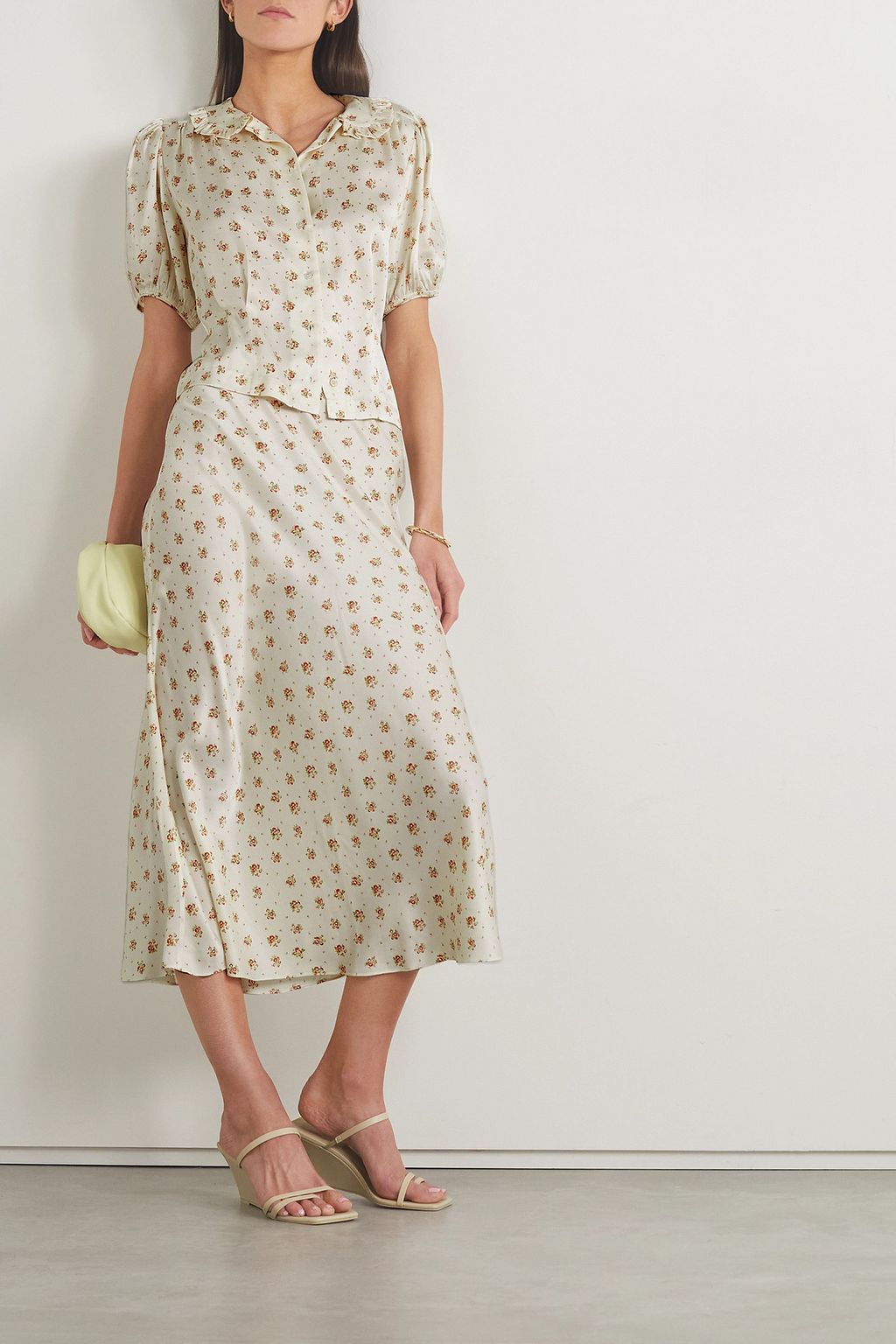 DÔEN Bel ruffled floral-print silk-charmeuse blouse
