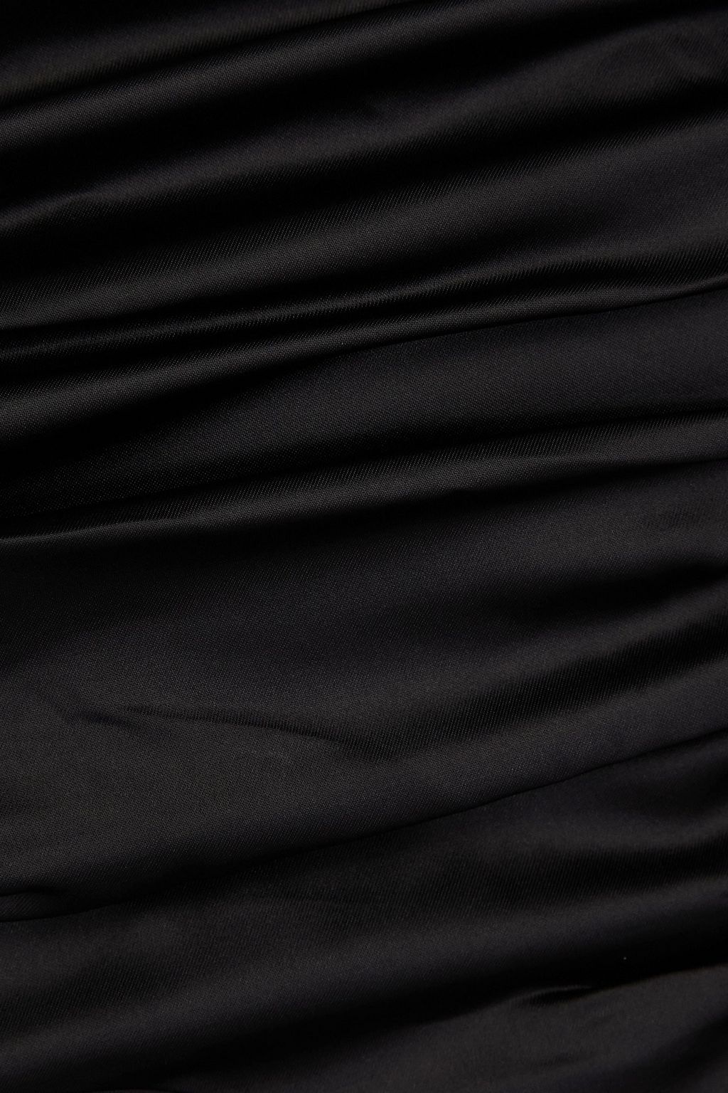 ROTATE BIRGER CHRISTENSEN بلوزة من الساتان بتأثير مزموم وتصميم بدون حمّالات