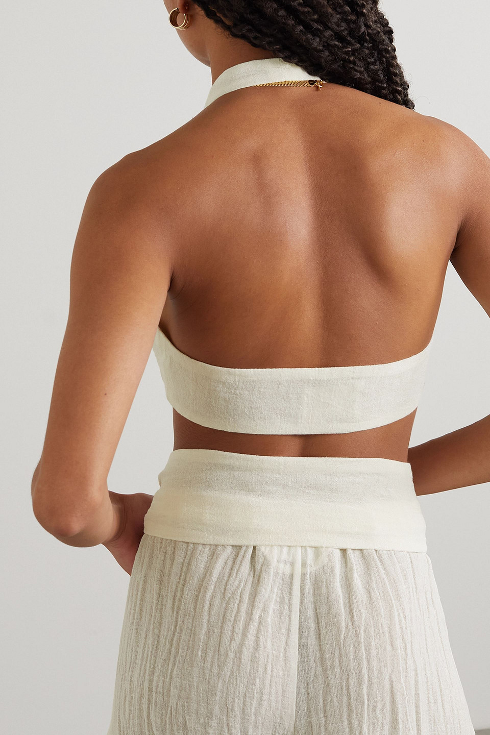 LISA MARIE FERNANDEZ FARRAH CROPPED LINEN-BLEND GAUZE HALTERNECK TOP