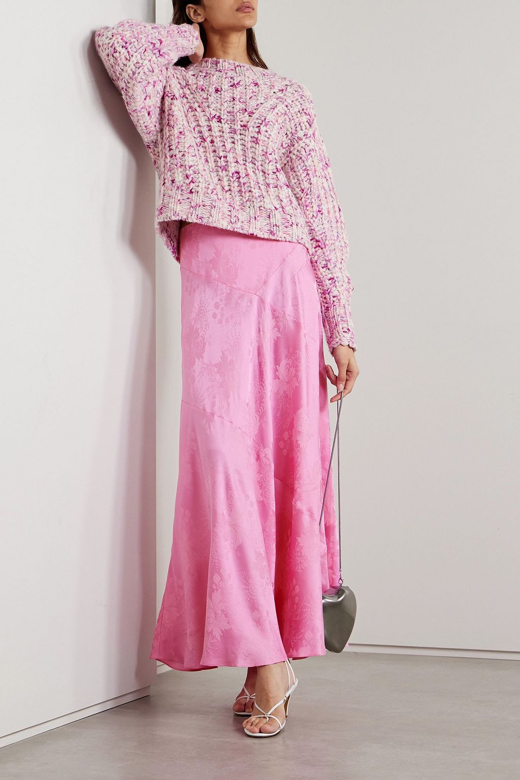 LOVESHACKFANCY تنورة طويلة Booker من ساتان الجاكار