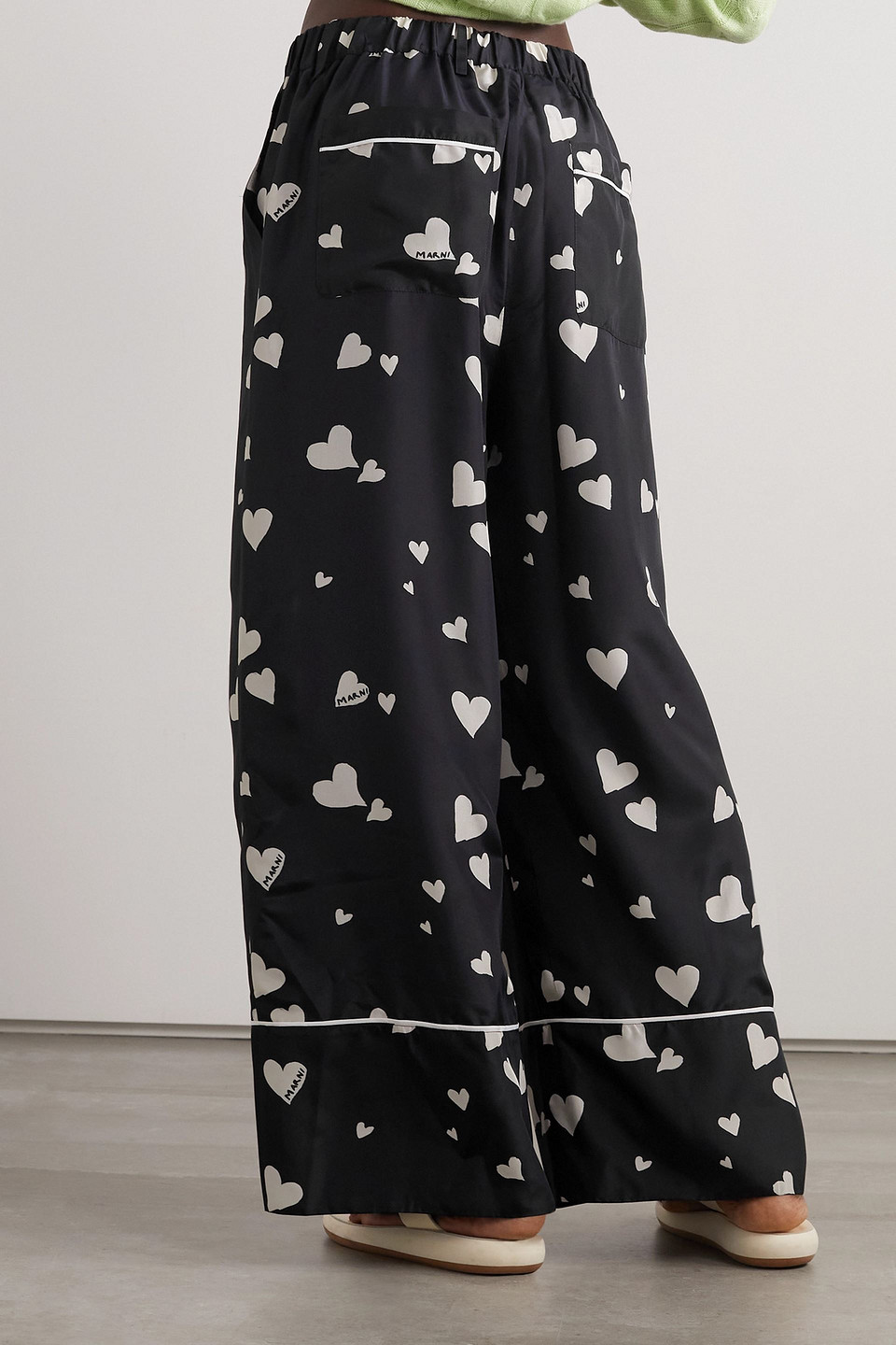 Marni Piped Printed Silk-habotai Straight-leg Pants In Black