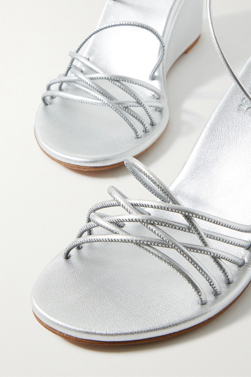 ANCIENT GREEK SANDALS 바실리사 메탈릭 가죽 웨지 샌들