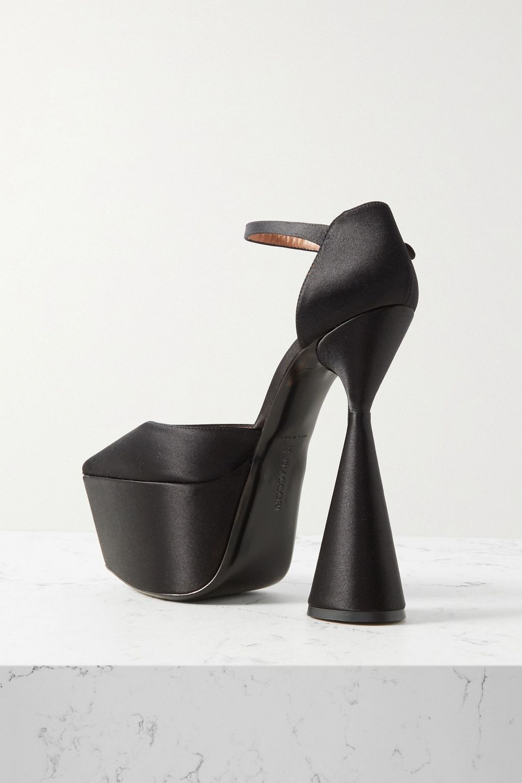 D'ACCORI Reign satin platform pumps