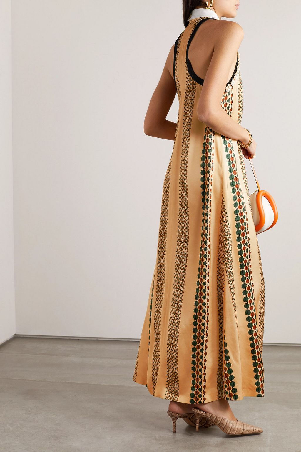 WALES BONNER Tambour Maxikleid aus bedrucktem Satin mit Perlmuttdetails