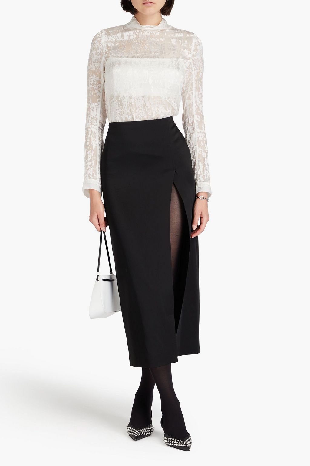 3.1 PHILLIP LIM بلوزة من الساتان بنقشة نافرة