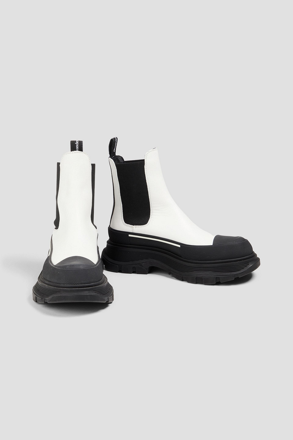 Alexander Mcqueen Tread Slick Leather Chelsea Boots In White