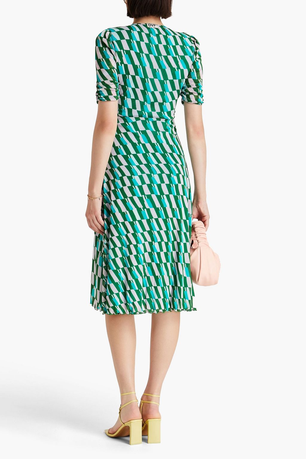 DIANE VON FURSTENBERG فستان من شبك مطاط بتاثير مزموم مزين بطبعات