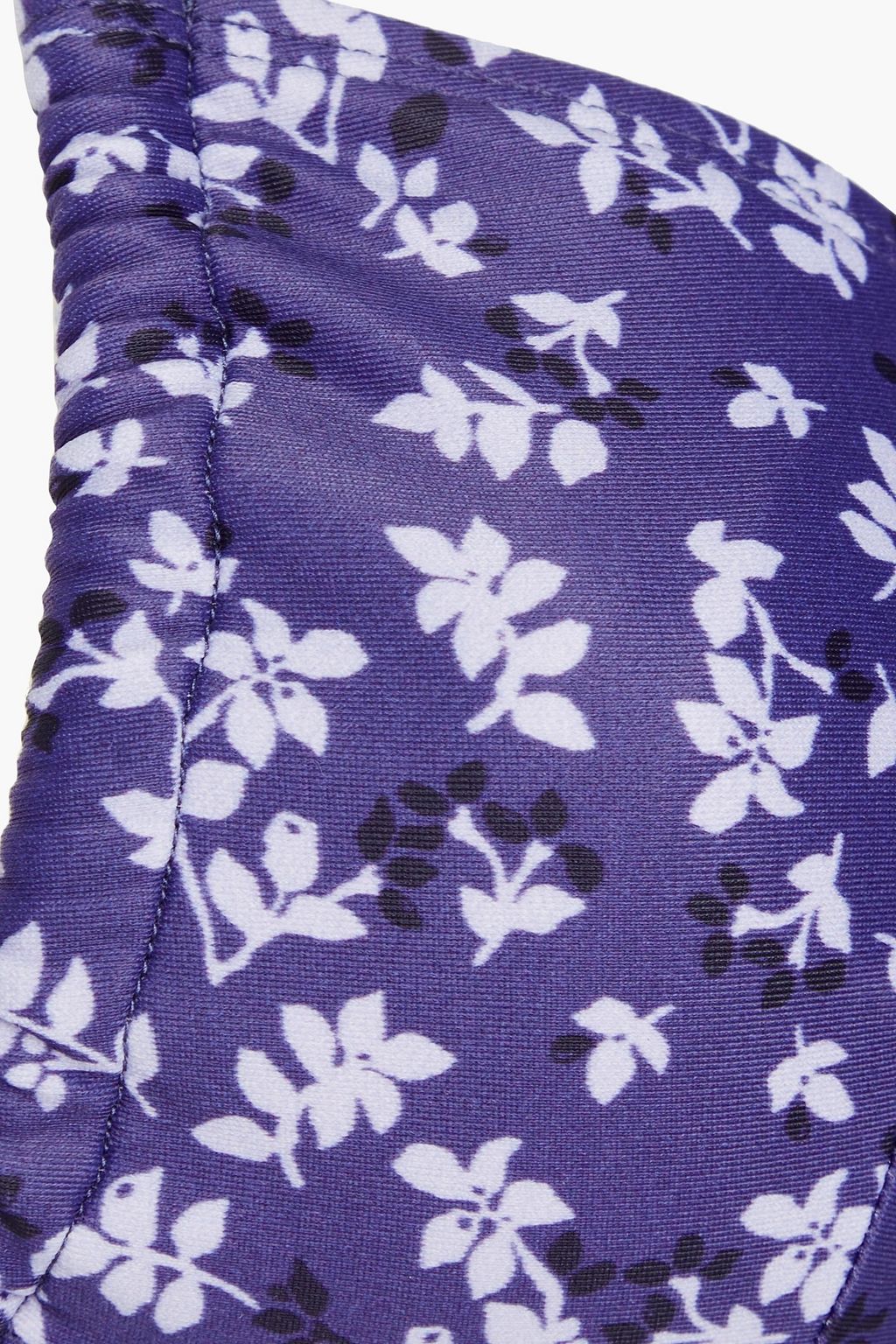 PEONY SWIMWEAR قطعة بيكيني علوية بياقة هالتر الدائرية من قماش ECONYL المطاطي بطبعة الأزهار وتأثير مزموم