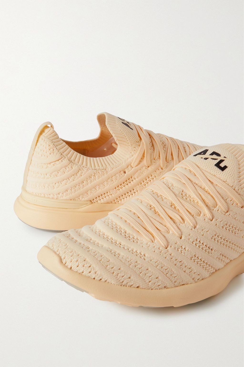 APL ATHLETIC PROPULSION LABS حذاء سنيكرز TechLoom Wave من نسيج شبكي