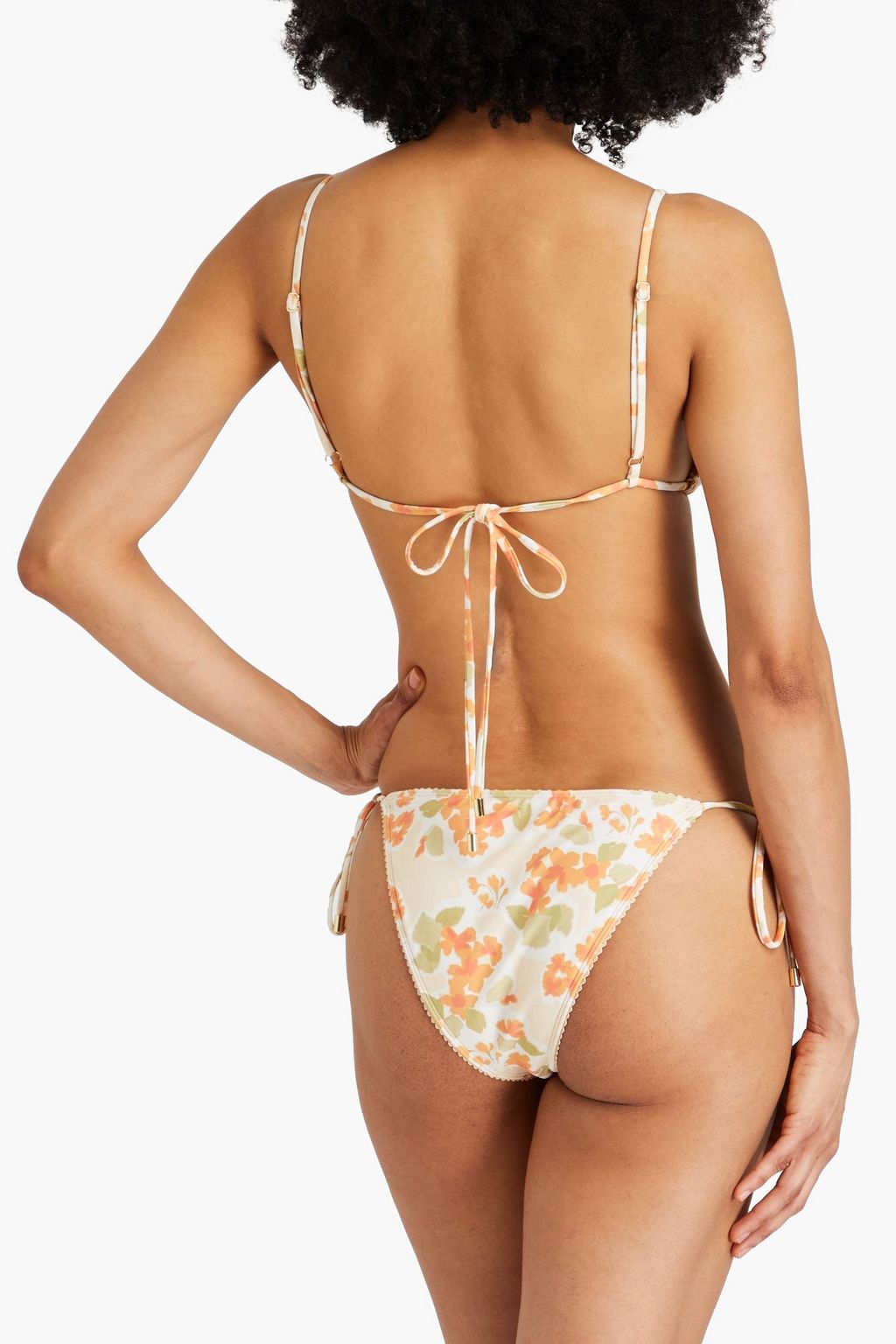 PEONY SWIMWEAR قطعة بيكيني علوية بقصة مثّلثة الشكل من قماش ECONYL المطّاطي بحواف متموجة وبطبعة الأزهار