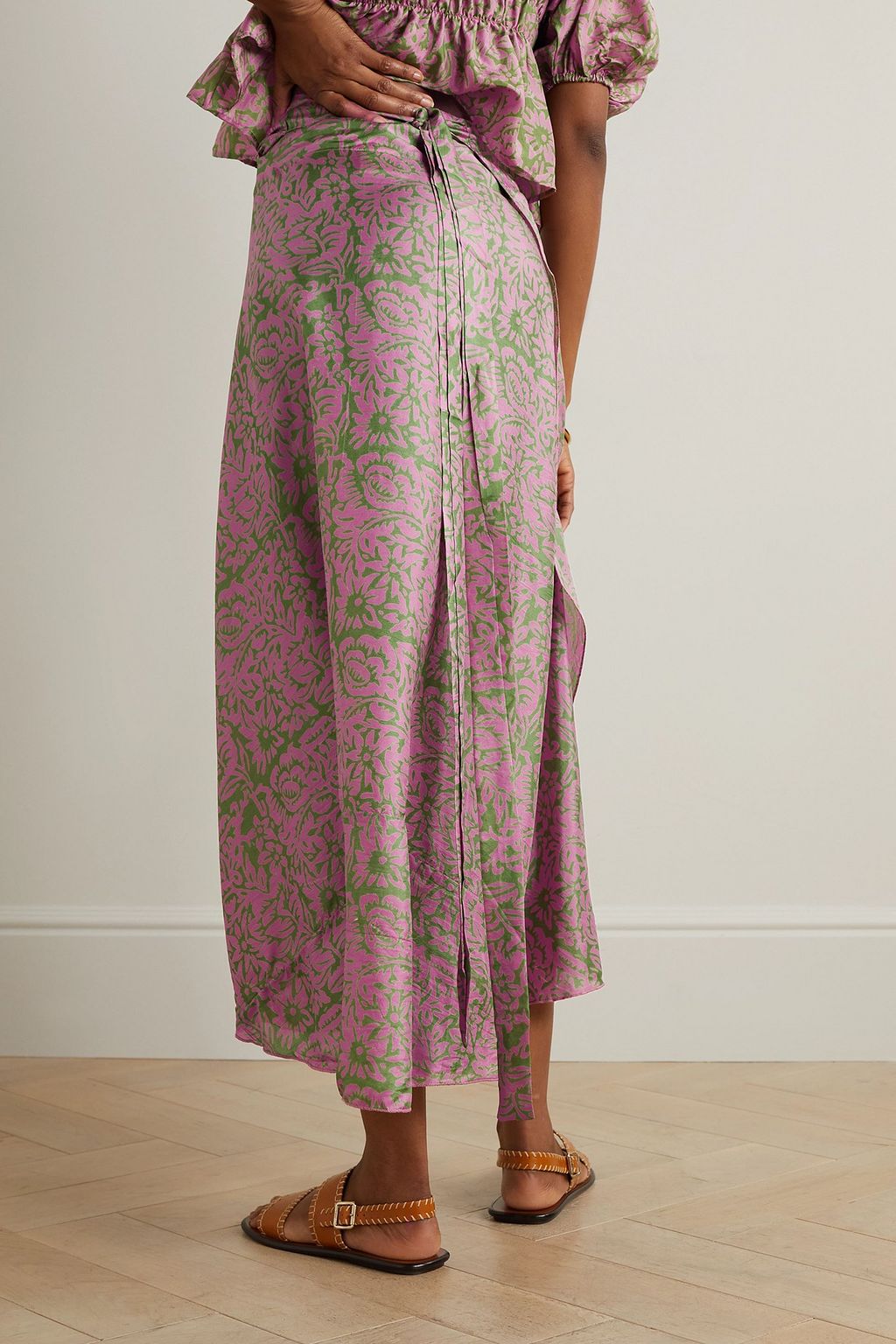 HANNAH Maia floral-print silk-habotai wrap skirt