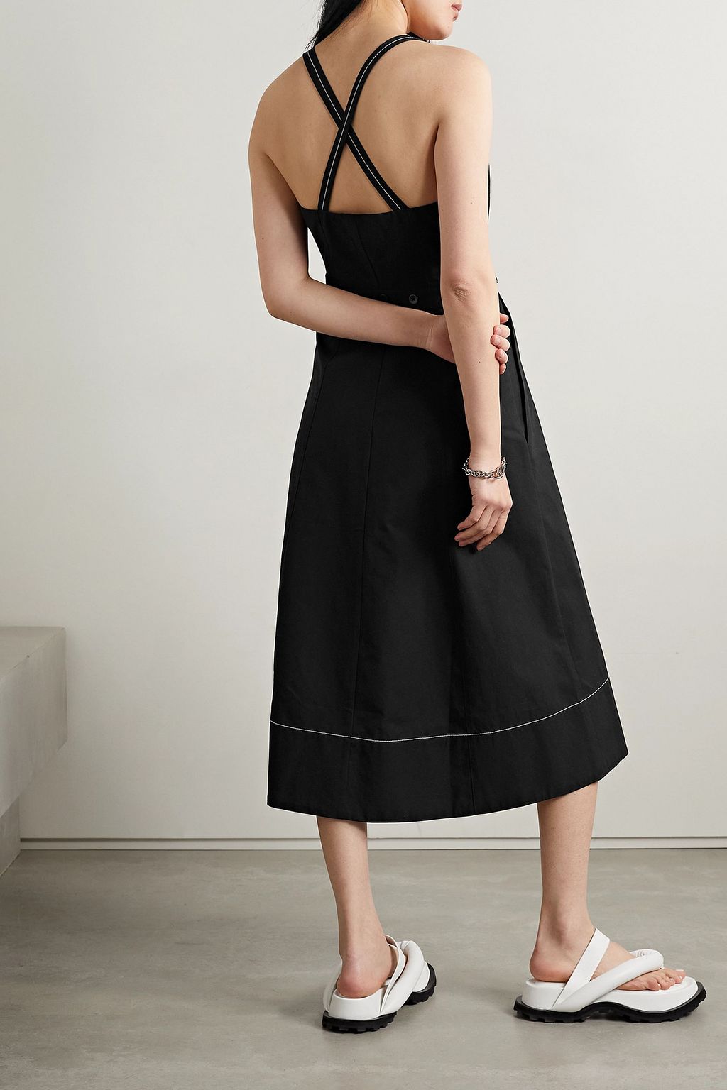 PROENZA SCHOULER PSWL فستان متوسط الطول مصنوع من مزيج الكتّان والقطن