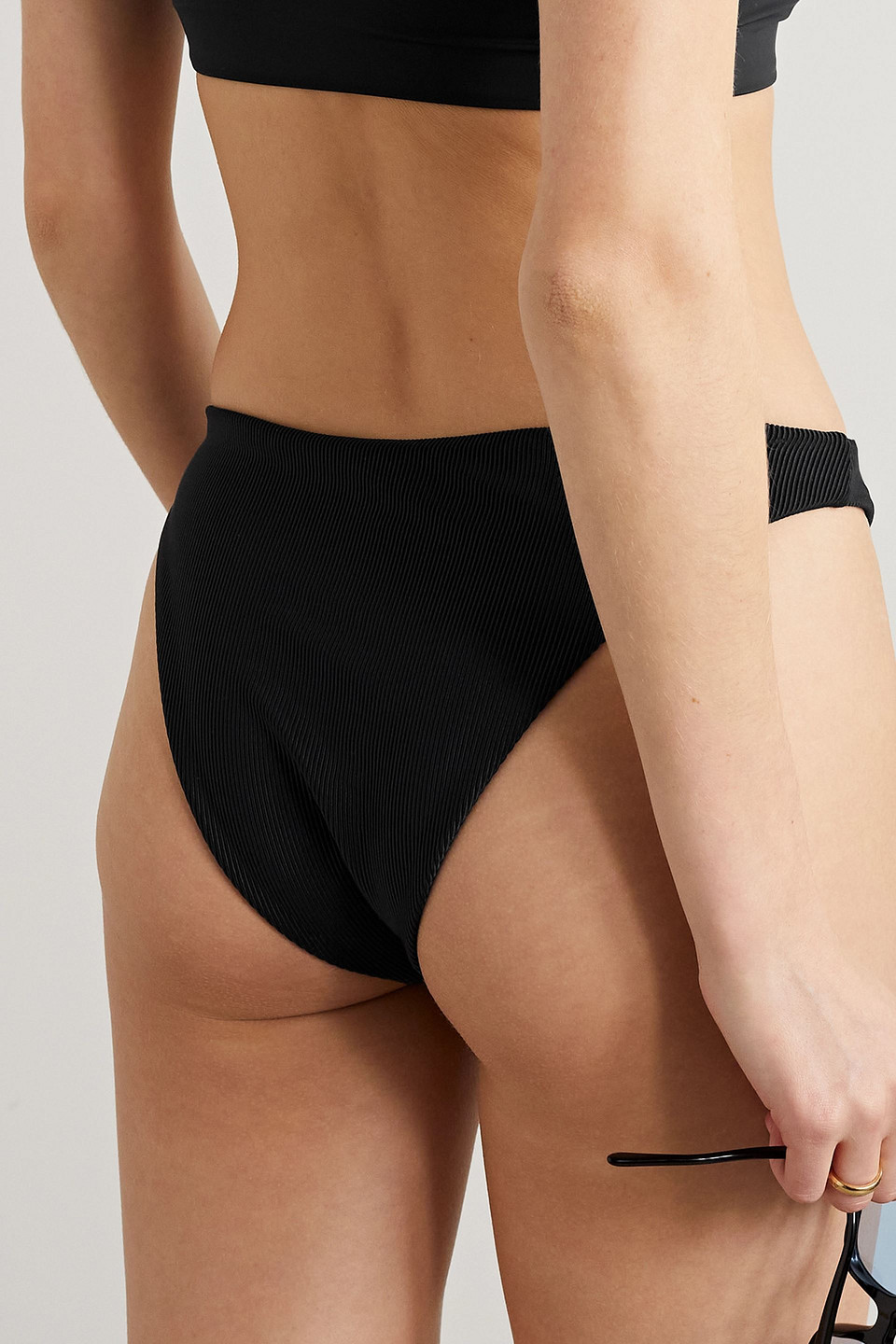 GOOD AMERICAN BETTER CHEEKY RIBBED BIKINI BRIEFS 