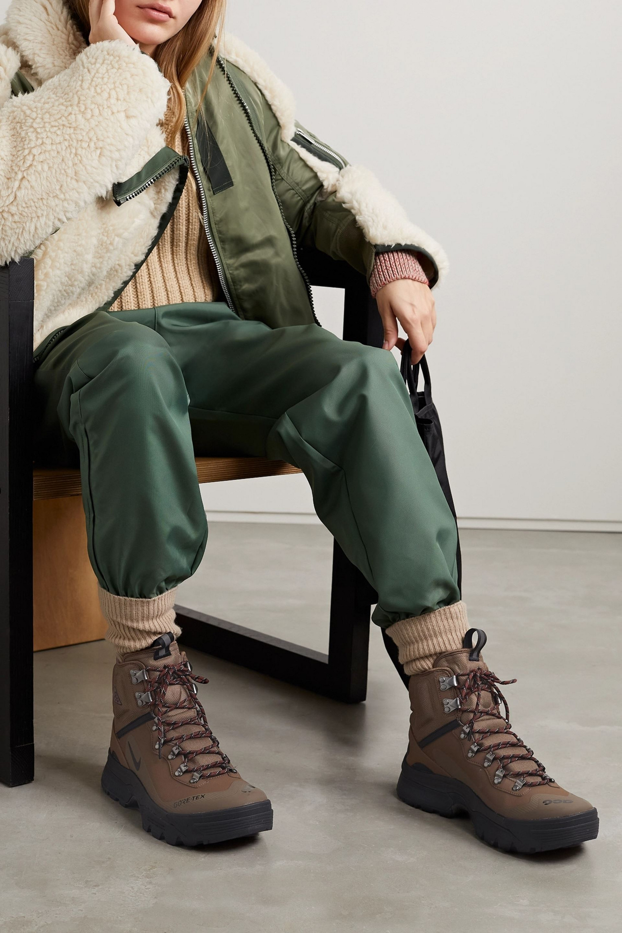 Nike ACG Zoom Gaiadome GORE-TEX ankle boots thumbnail