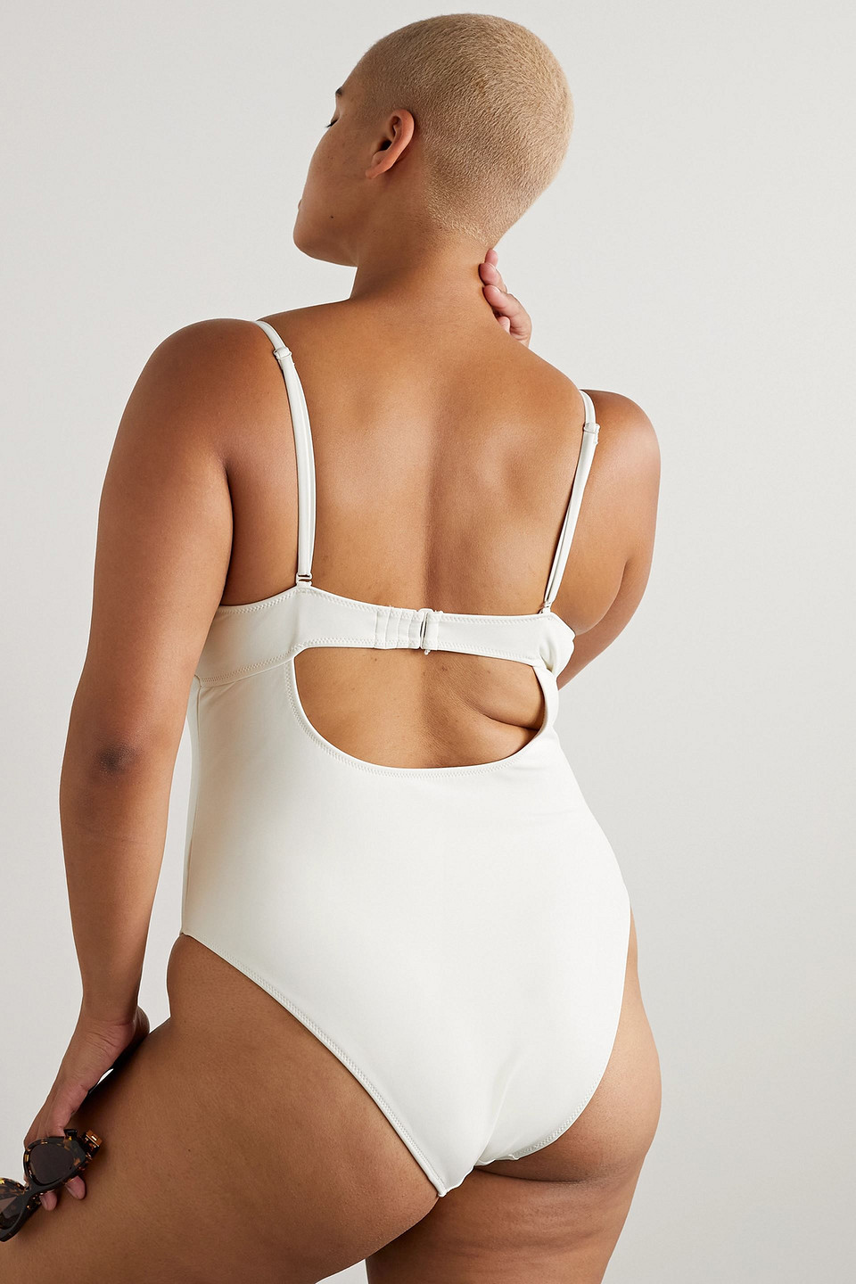 GOOD AMERICAN GOOD COMPRESSION CUTOUT UNDERWIRED SWIMSUIT