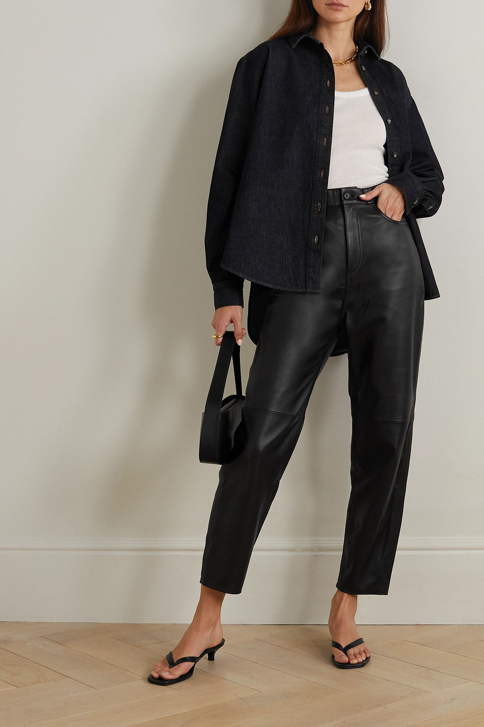 Totême Cropped Leather Tapered Pants In Black