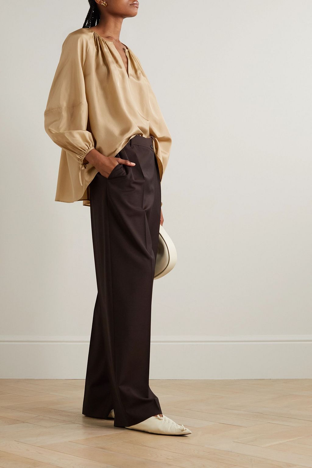 JOSEPH Baume gathered silk-habotai blouse