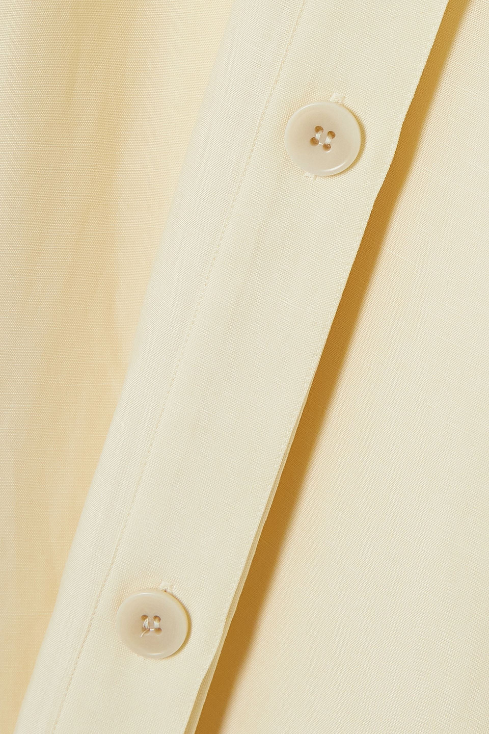 TOTÊME BUTTON-DETAILED TENCEL™ LYOCELL AND LINEN-BLEND MIDI SKIRT