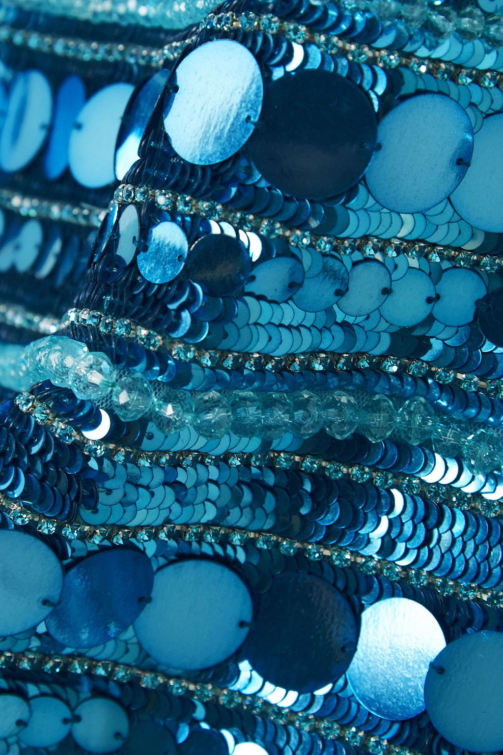 RETROFÊTE فستان Monae قصير من التول مزركش بأقراص برّاقة وكريستال