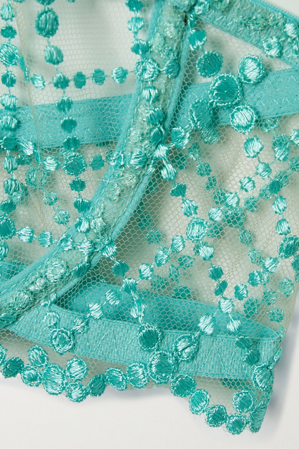 FLEUR DU MAL حمالة صدر Dotty بقوالب غير مبطنة وأسلاك سفلية من التول المُعاد تدويره المطرز وحواف من الساتان