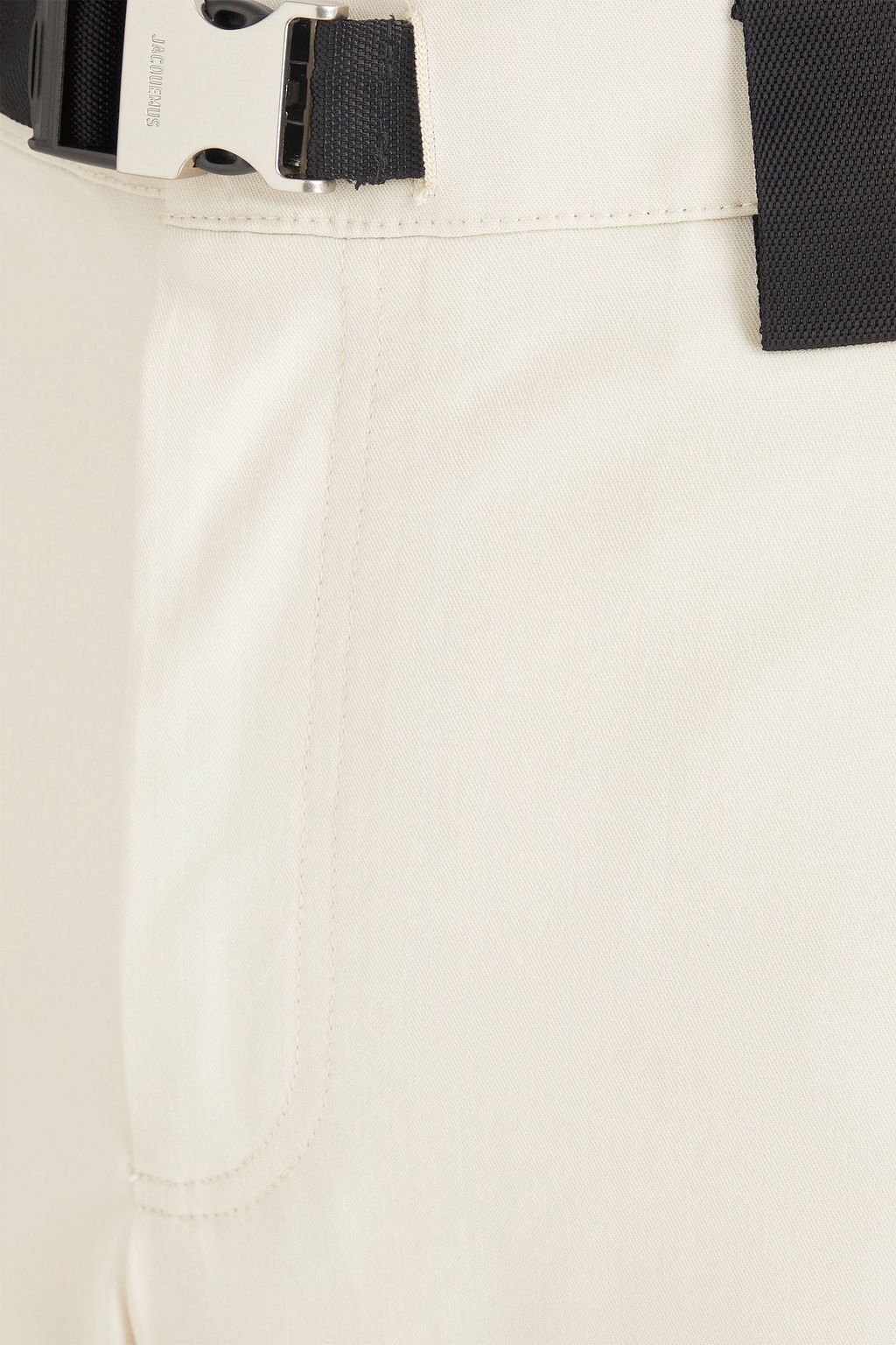 JACQUEMUS شورت Meio من التويل مزود بحزام