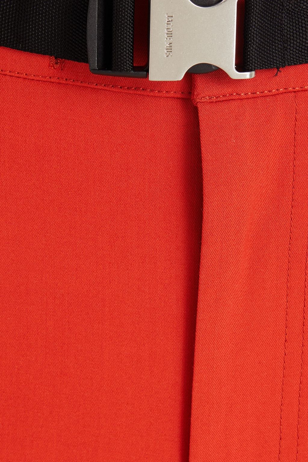 JACQUEMUS شورت Meio من التويل مزود بحزام