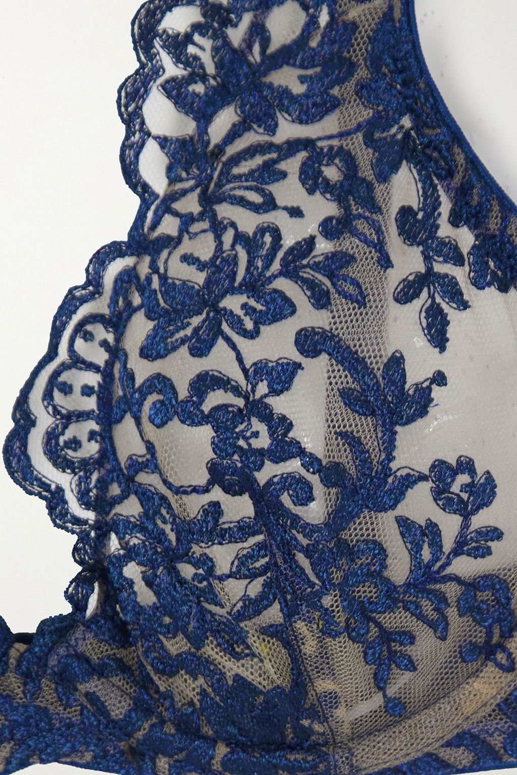 I.D. SARRIERI حمالة صدر Royal Jewel مثلثة الشكل من التول مطرّزة ومُدعّمة بأسلاك سفلية