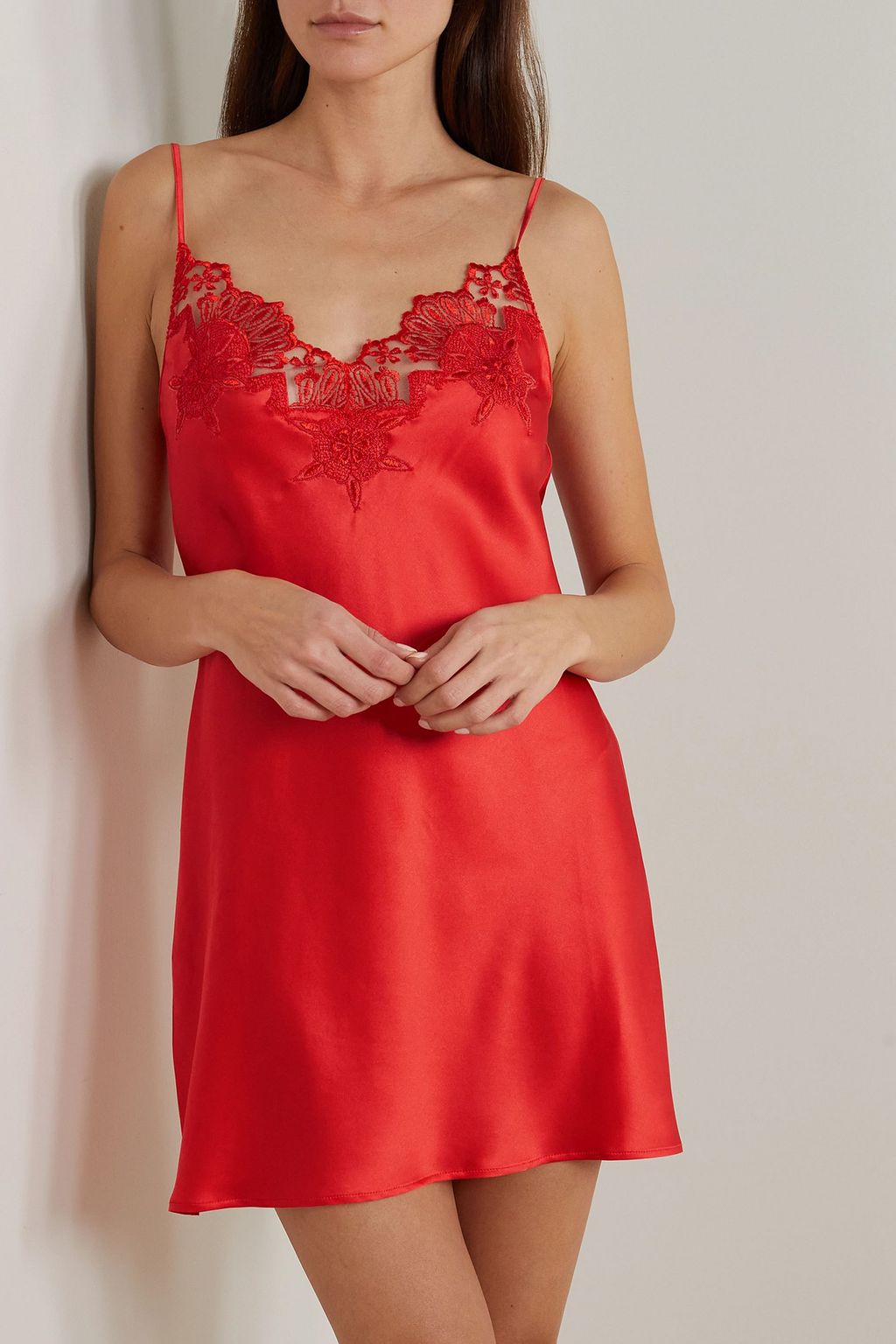 I.D. SARRIERI Lace-trimmed silk-blend satin chemise