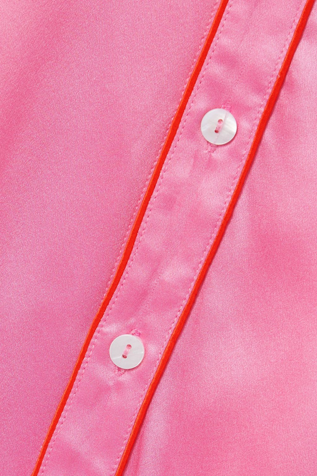 MAISON ESSENTIELE قميص بيجاما من الساتان الحريري بحاشية أنبوبية