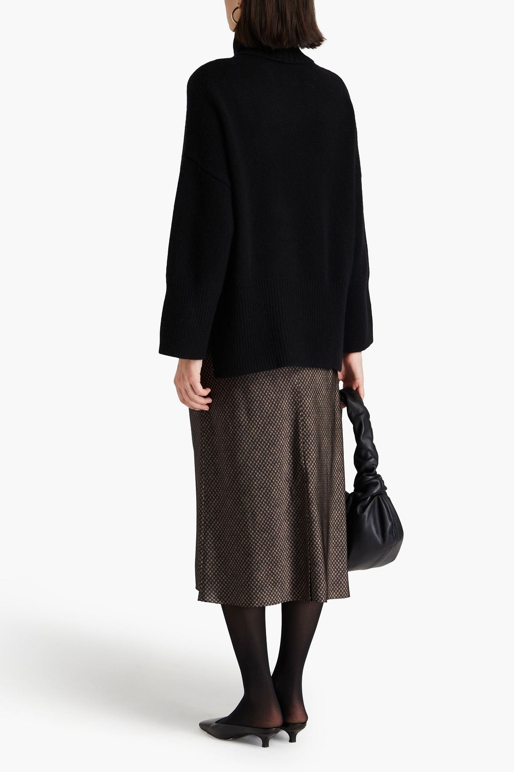AUTUMN CASHMERE كنزة رياضية بياقة عالية من نسيج محبوك ممشّط