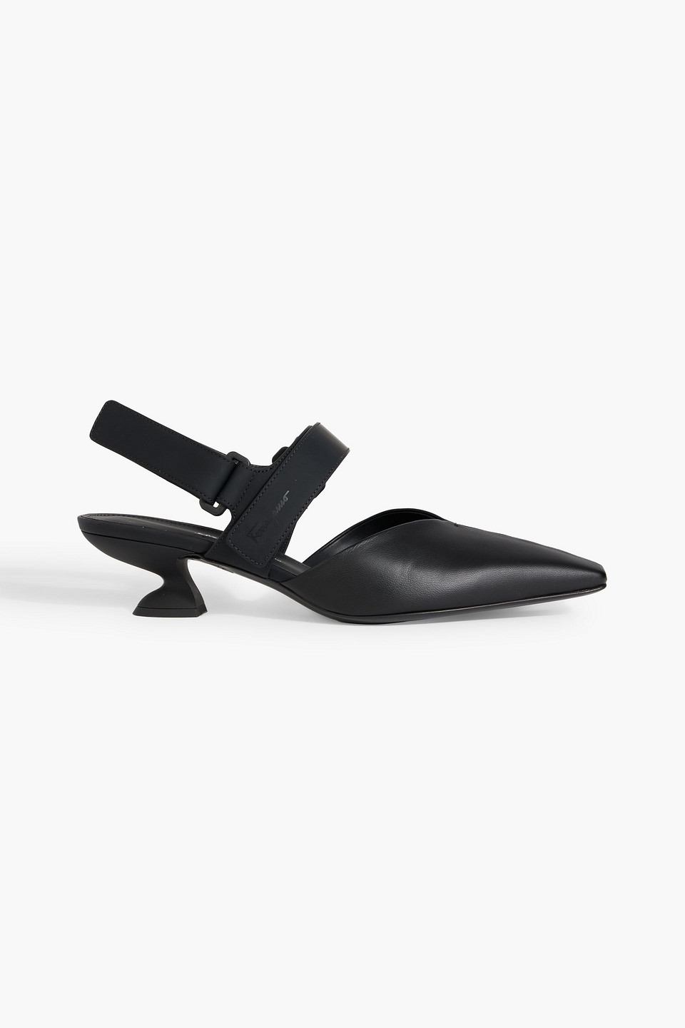 Ferragamo Sagar 40 Leather Slingback Pumps In Black