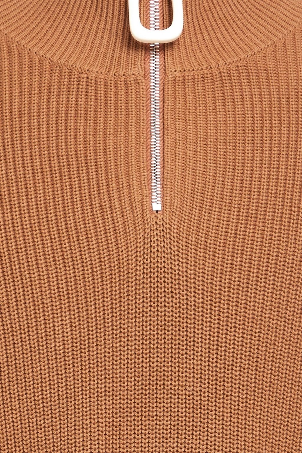 JW ANDERSON كنزة رياضية مضلّعة بنصف سحاب مصنوعة من القطن