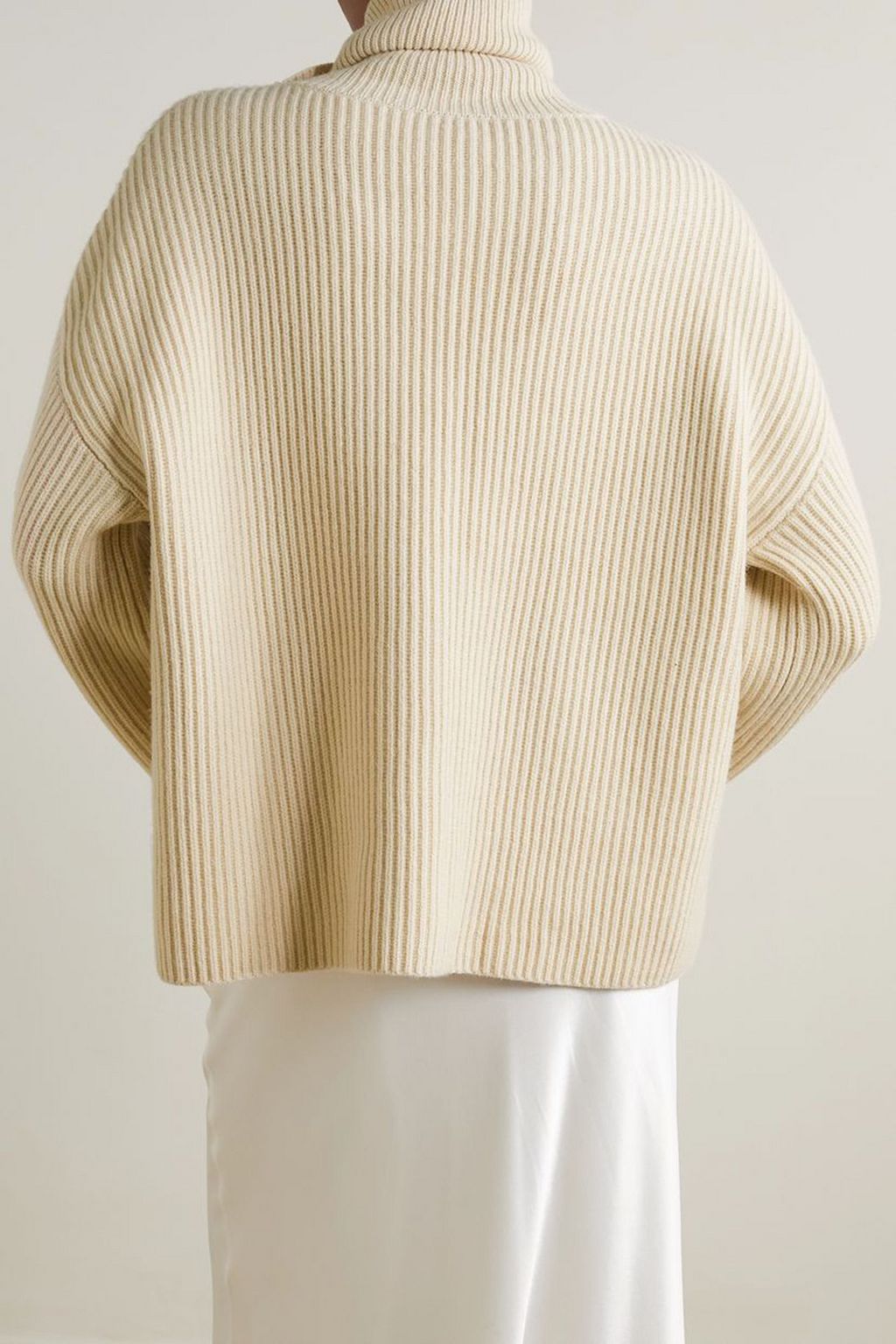 TOTEME Oversized ribbed wool turtleneck sweater