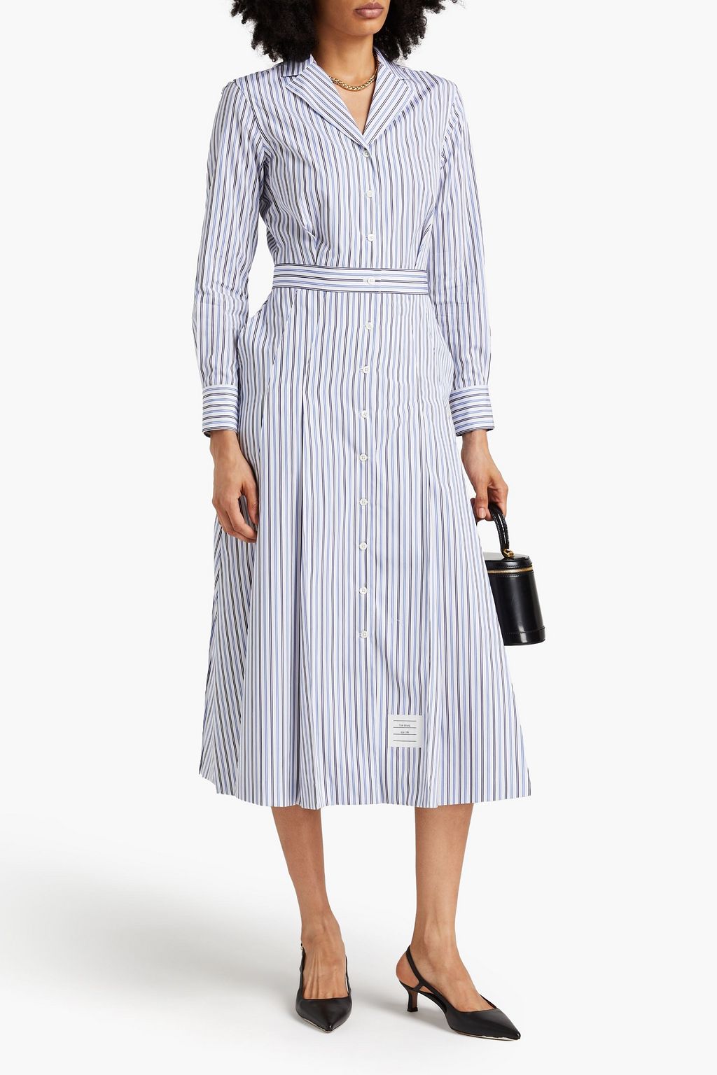 THOM BROWNE فستان بأسلوب القميص متوسط الطول من قطن بوبلين بنمط قماش بليسيه وبتصميم مخطط