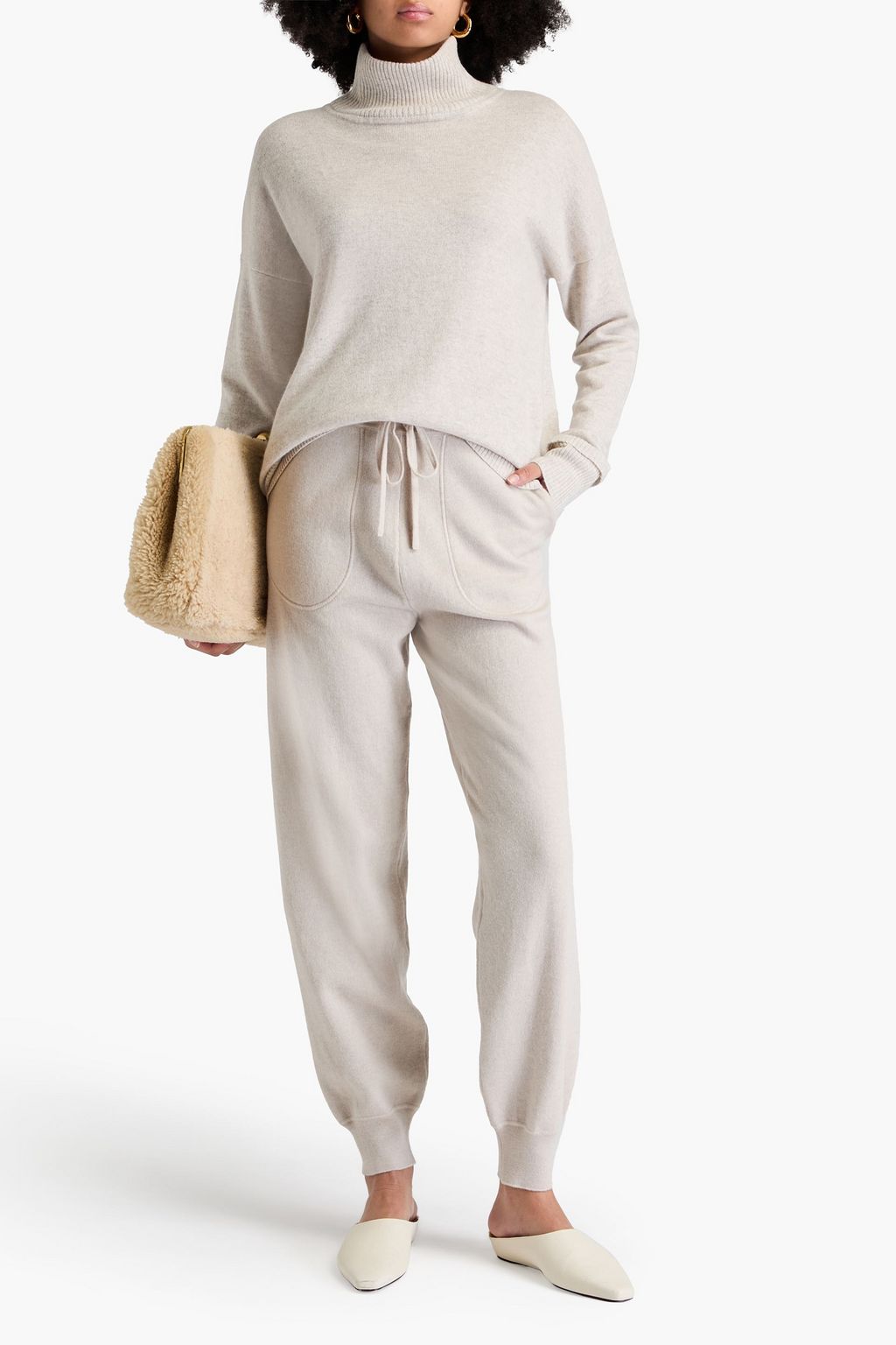 AUTUMN CASHMERE 캐시미어 터틀넥 스웨터