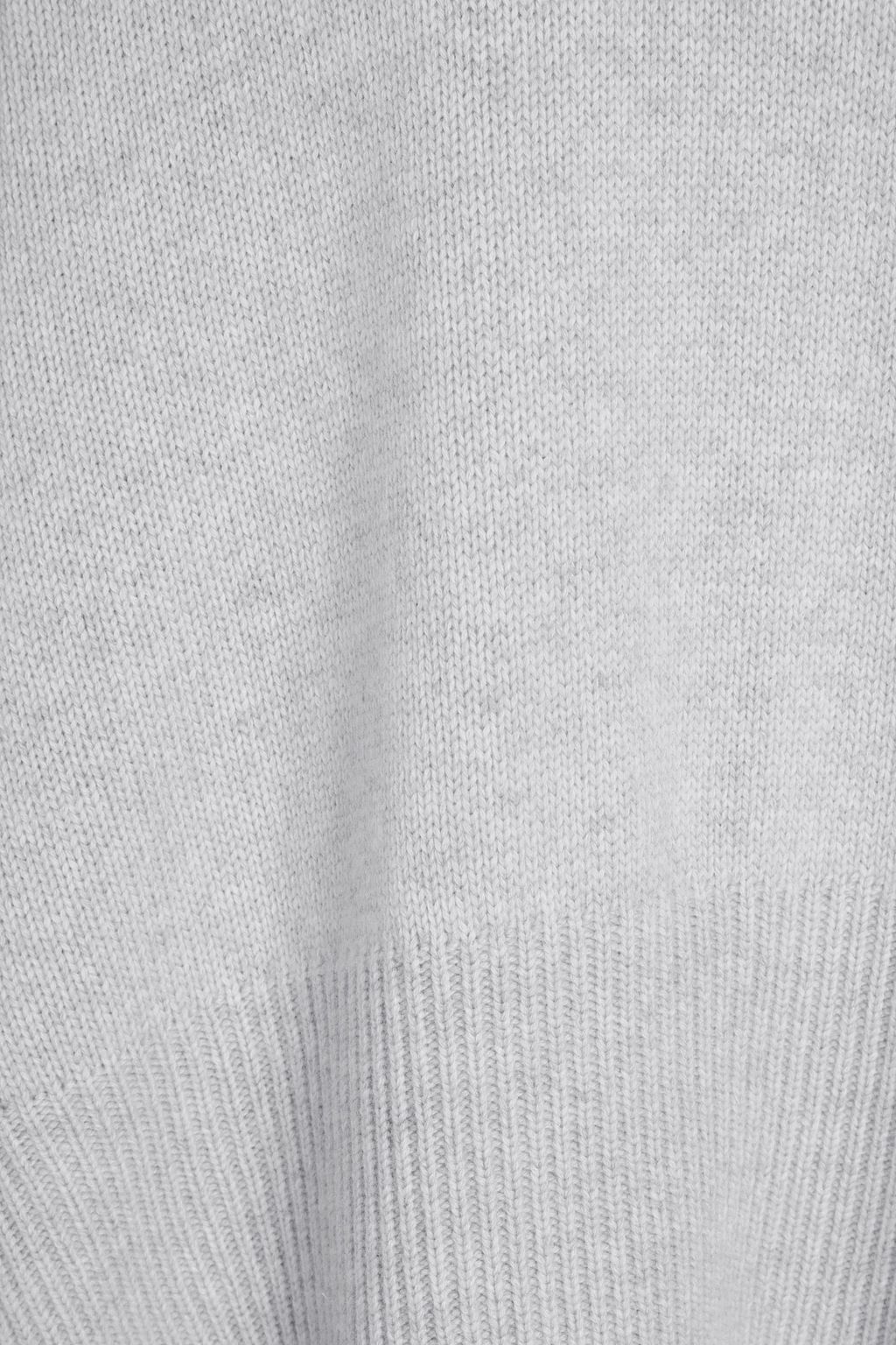 AUTUMN CASHMERE كنزة رياضية بياقة عالية فضفاضة ومحبوكة