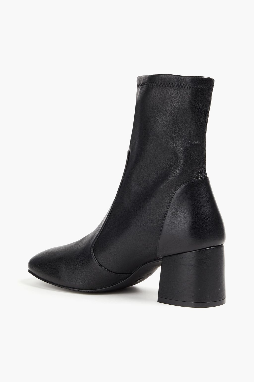 STUART WEITZMAN حذاء بوت على شكل جوارب من الجلد المرن