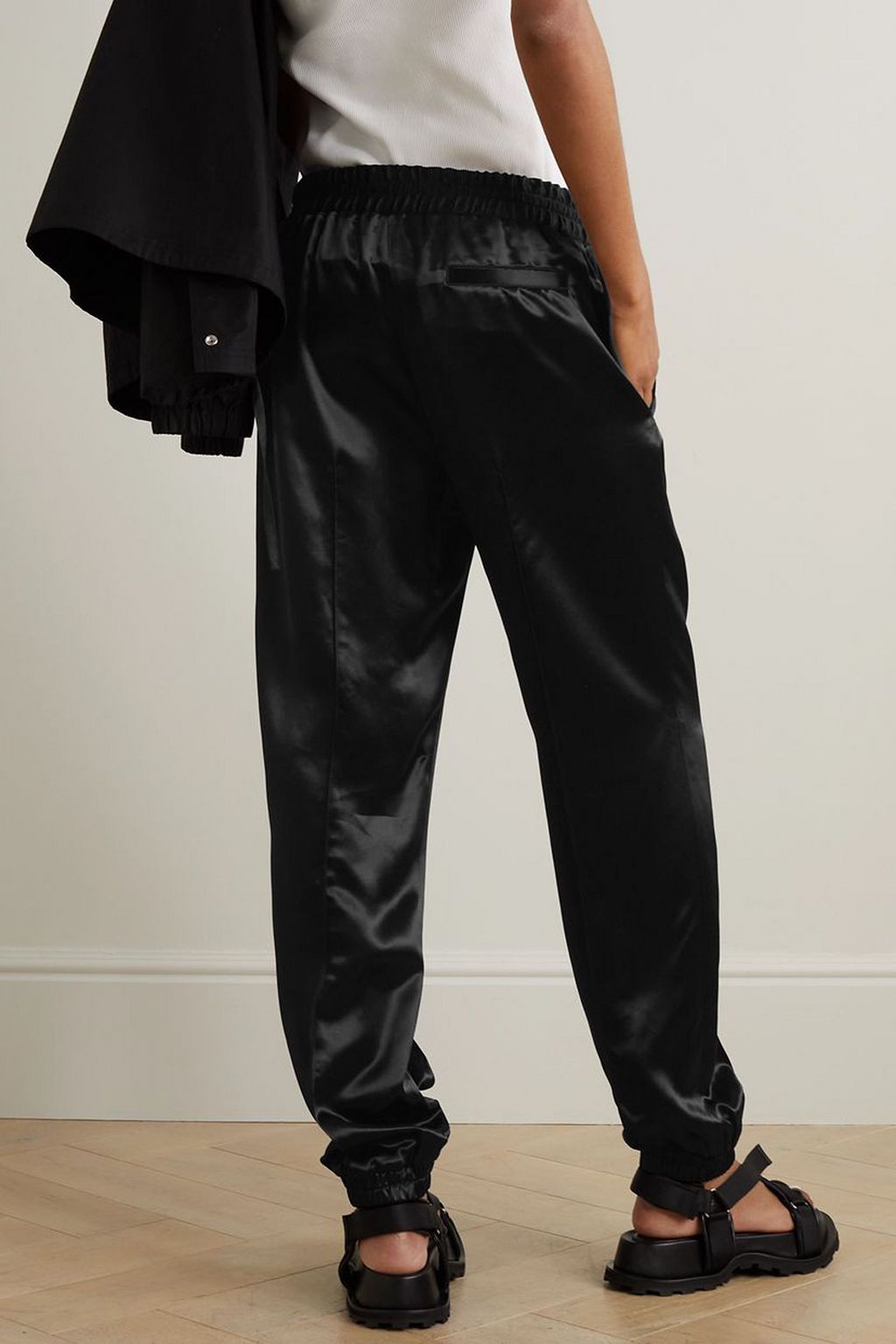 JIL SANDER بنطال رياضي من الساتان