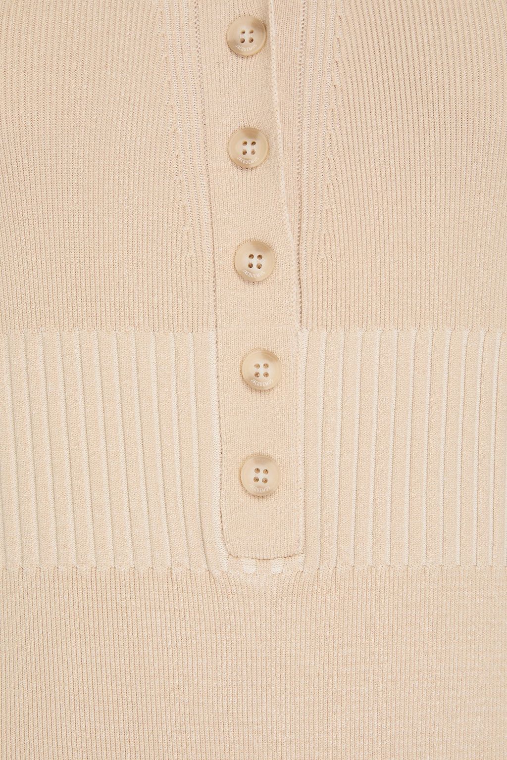 JACQUEMUS بودي سوت «ياكو» بحبكة مضلّعة