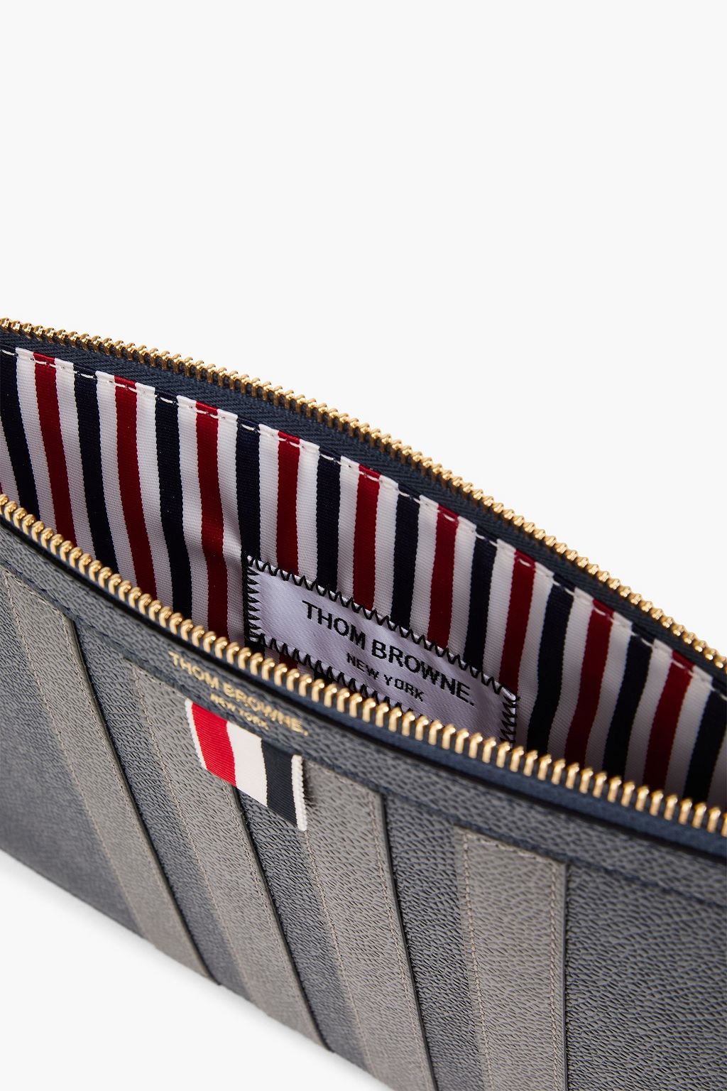 THOM BROWNE حقيبة وثائق من الجلد المُحبّب بتصميم مخطط