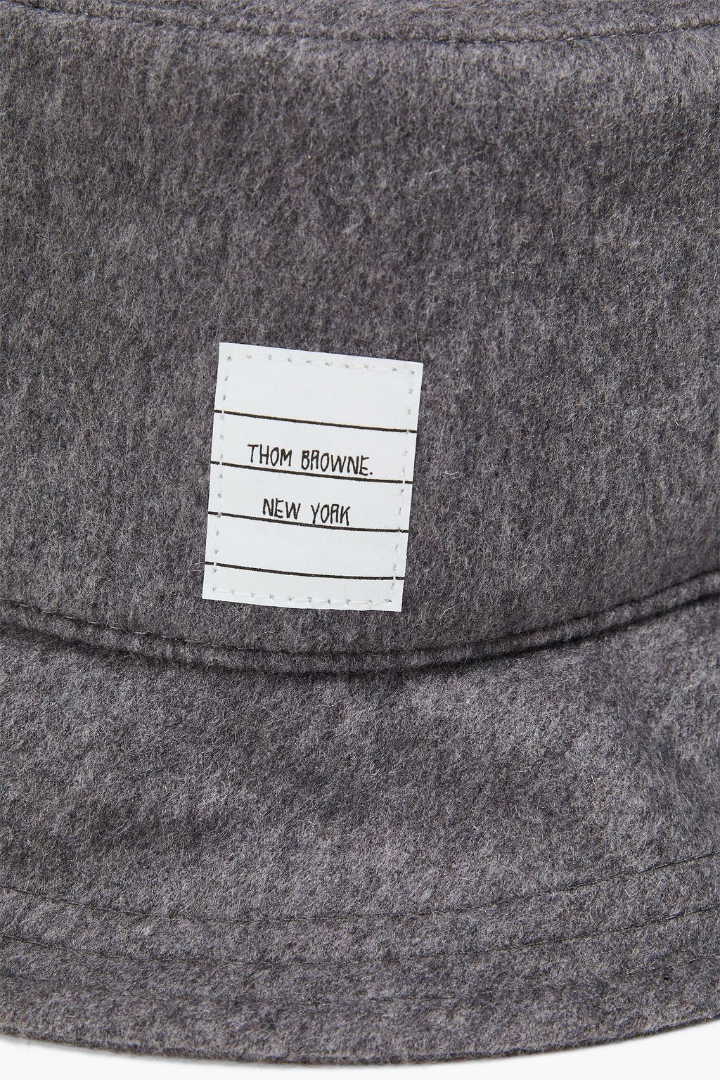 THOM BROWNE قبعة على شكل دلو من الكشمير واللبّاد