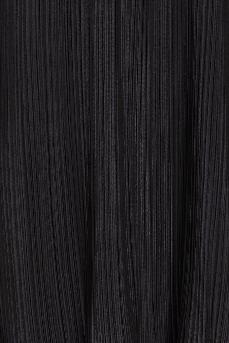 Frame Pleated Strong-shoulder Blouse In Black
