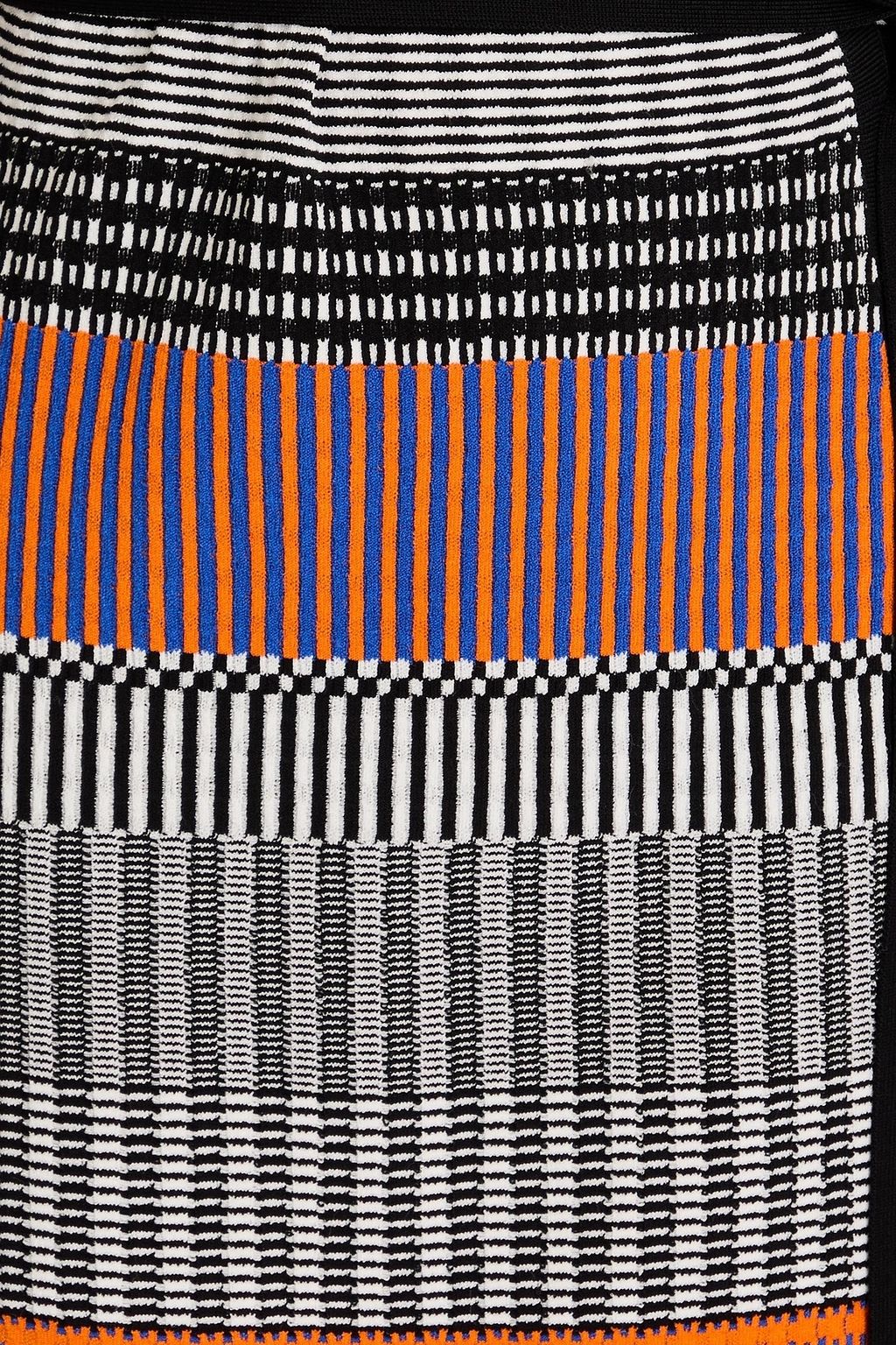 DIANE VON FURSTENBERG فستان Brigid من نسيج الجاكار بنمط ملتف وتصميم مخطط