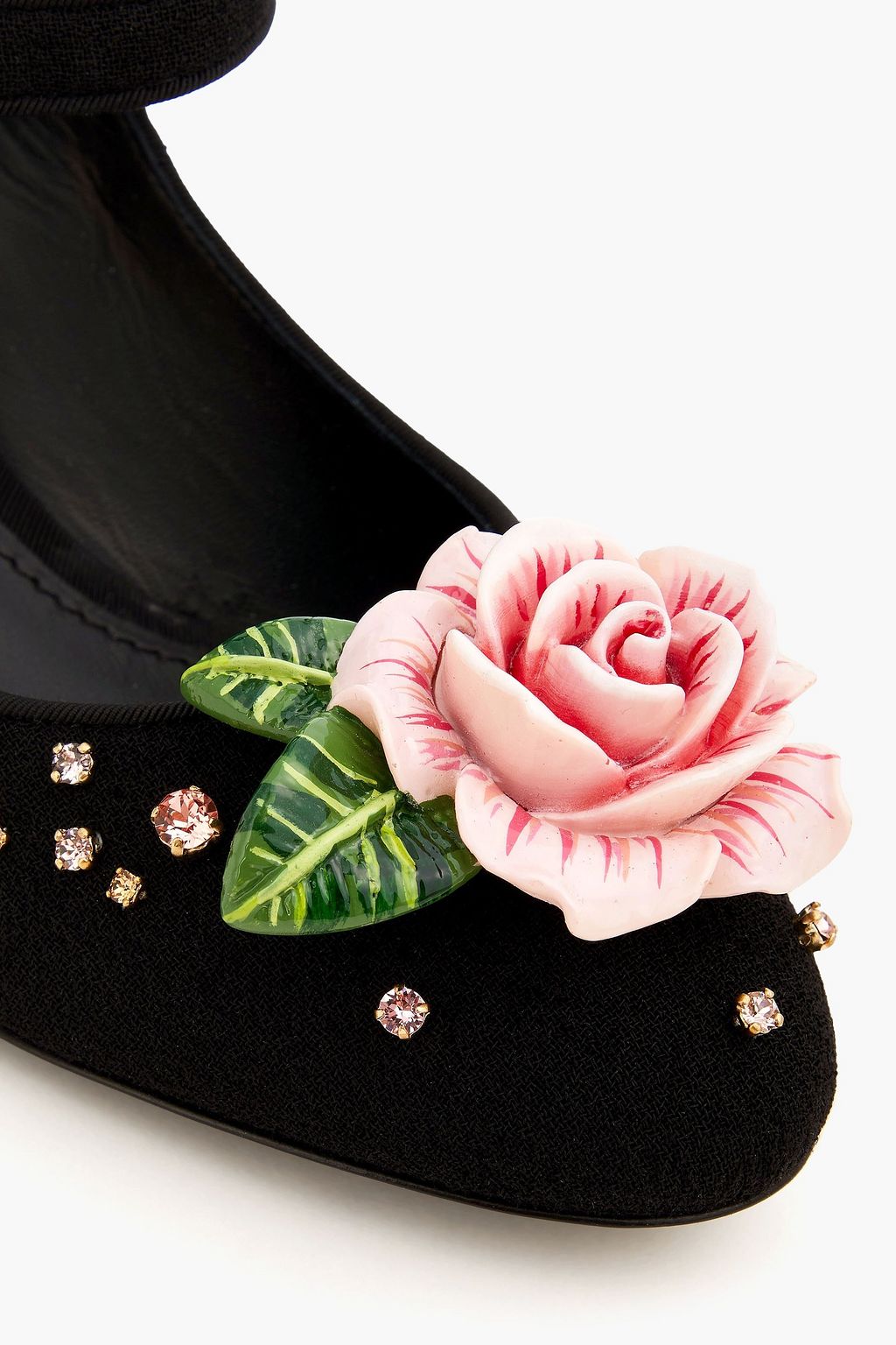 DOLCE&GABBANA حذاء بكعب عالٍ بنمط ماري جاين من نسيج محبوك مزيّن برقعة زخرفية