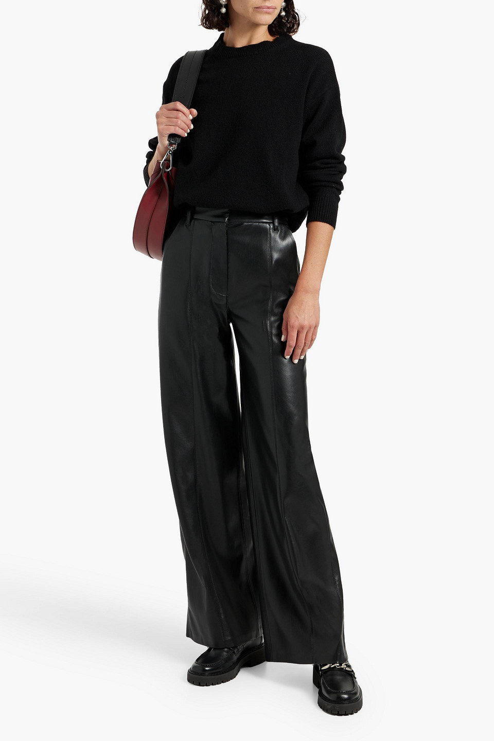 Officine Generale Palma Cashmere And Wool-blend Sweater In Black