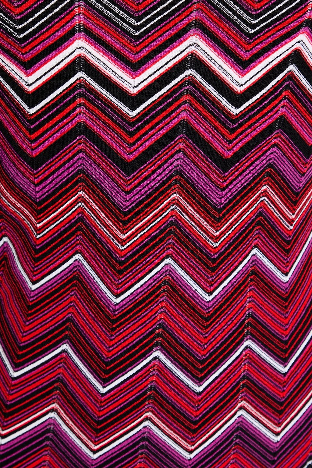 MISSONI فستان قصير محبوك بحبكة الجاكار