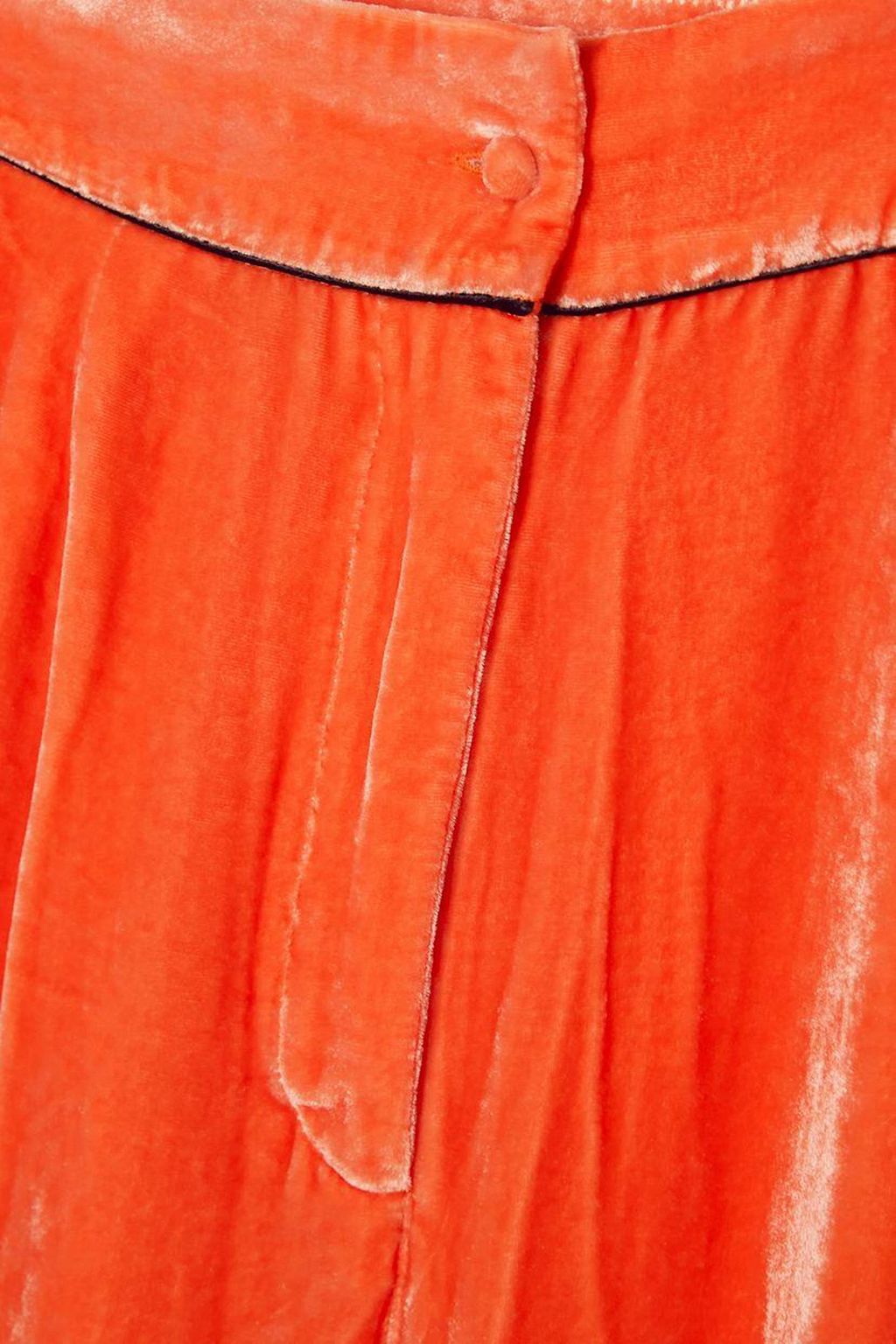 SLEEPING WITH JACQUES Piped velvet pants