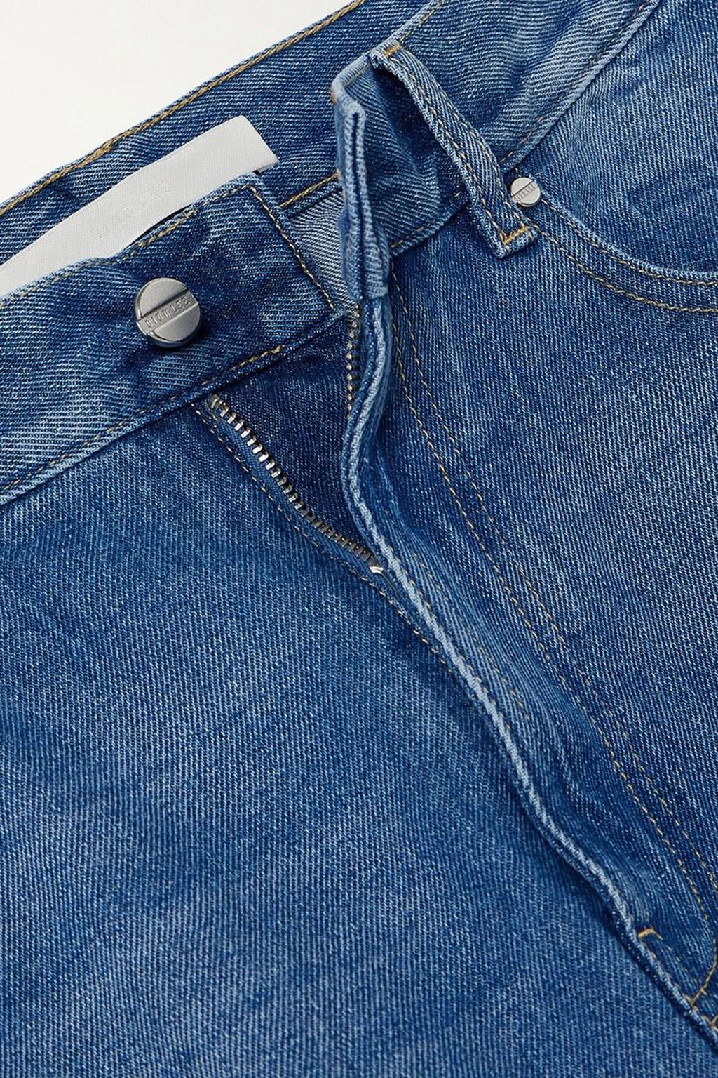 DION LEE جينز بويفريند من قطع محاكة بجانب بعضها البعض