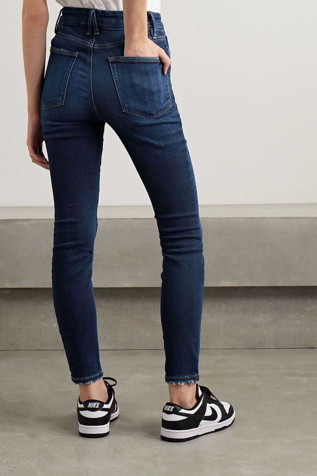 GOOD AMERICAN Good Waist frayed high-rise skinny jeans