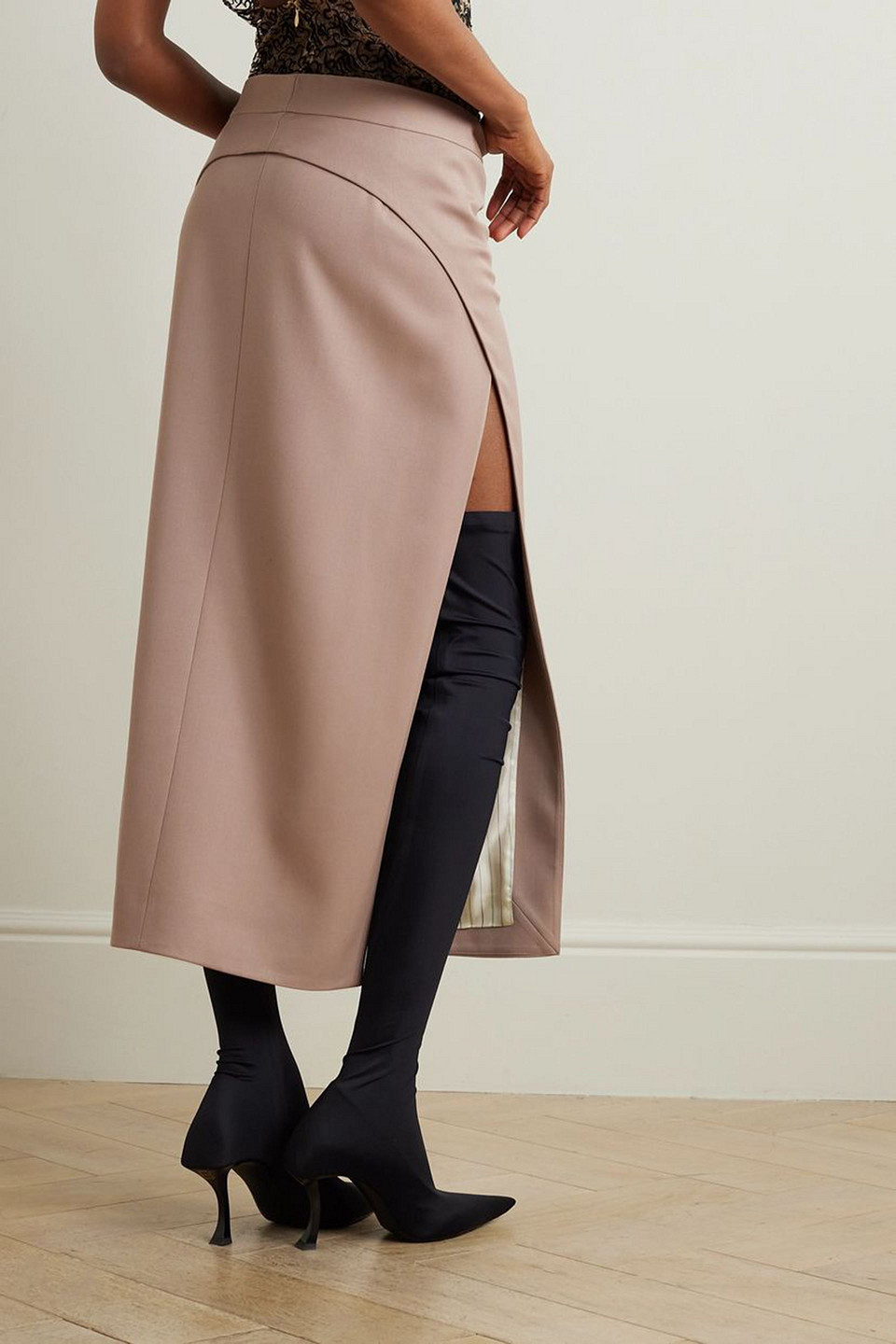 Attico Wool Midi Skirt In Antique Rose